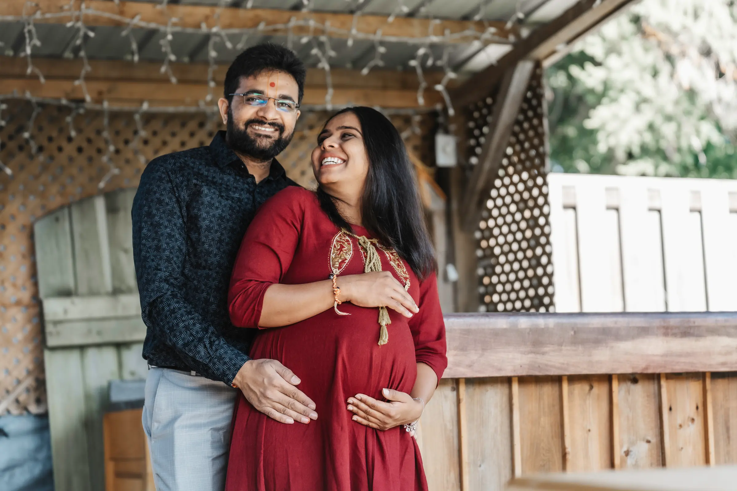 Maternity photograph by Divyesh Dobariya, Ontario.