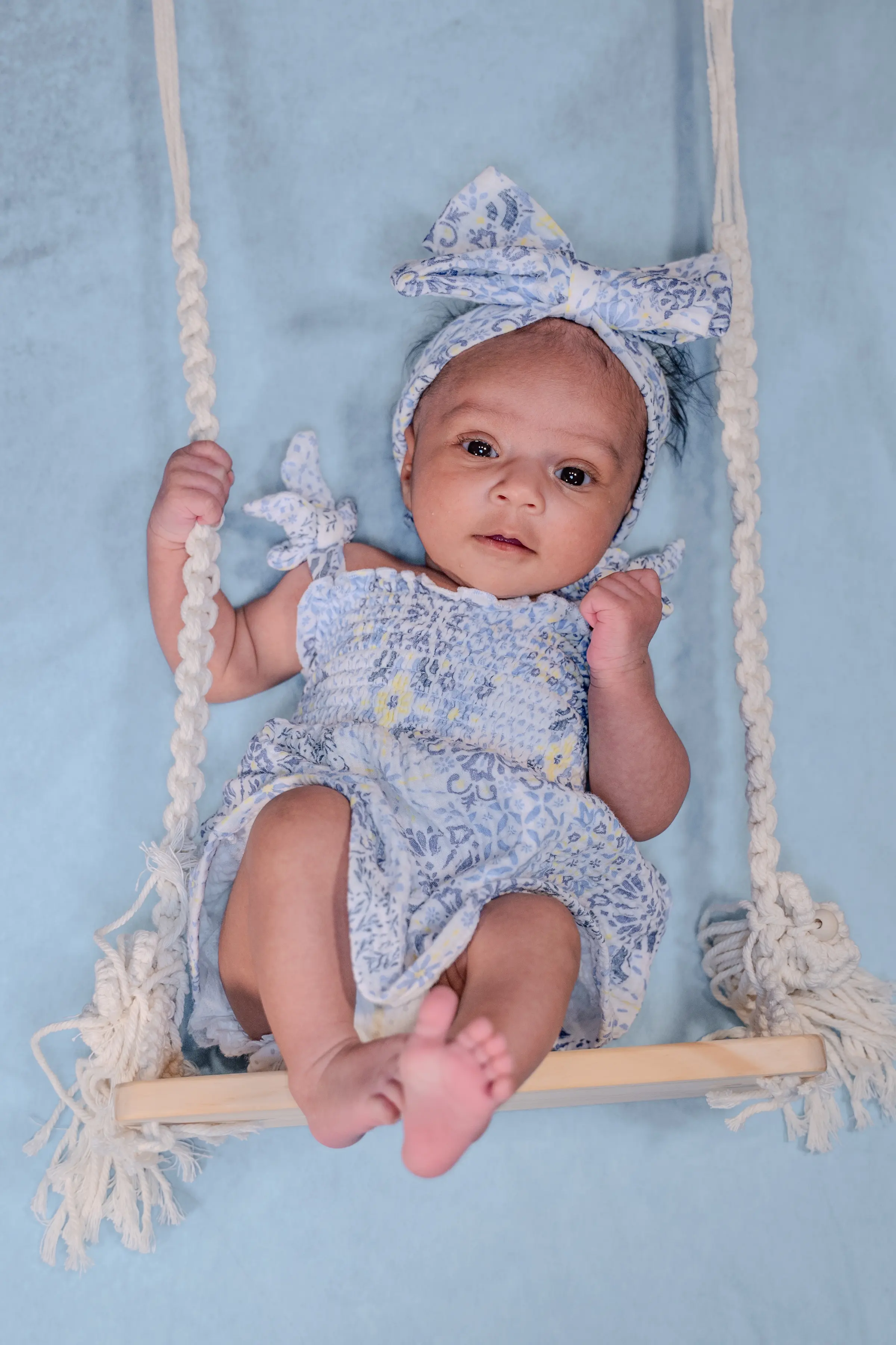 Newborn photograph by Divyesh Dobariya, Ontario.