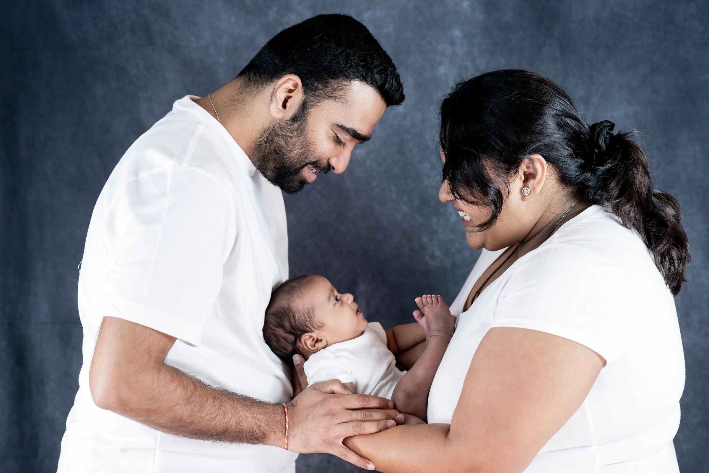 Newborn photograph by Divyesh Dobariya, Ontario.